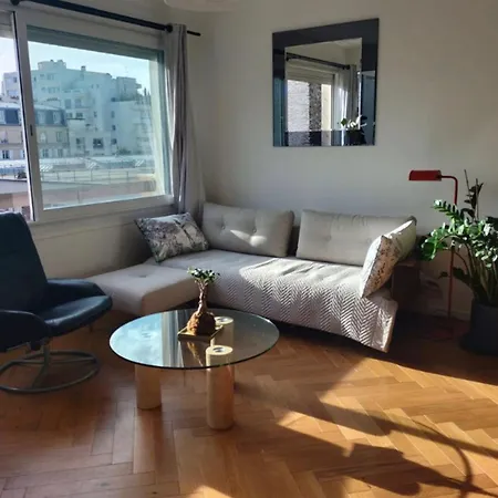 70 M 2 Steps From Canal Saint-martin *